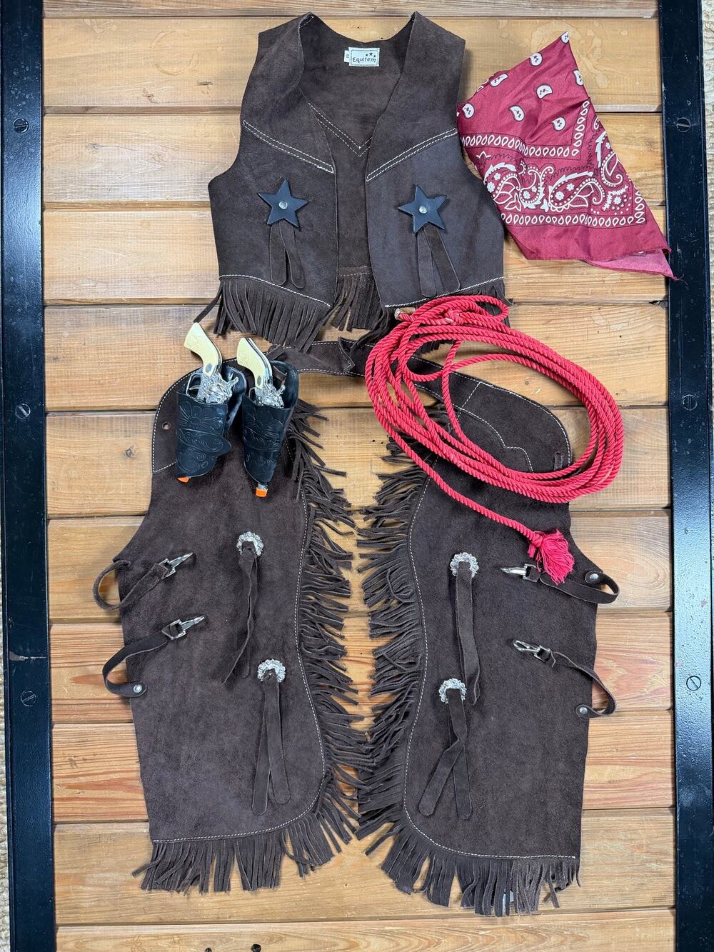 Kids Cowboy Sheriff Halloween Costume Set Suede Chaps Vest Holsters Lasso Medium